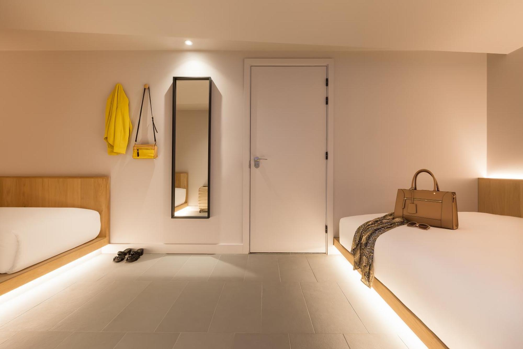 Zedwell Underground Hotel Tottenham Court Rd 런던 객실 사진