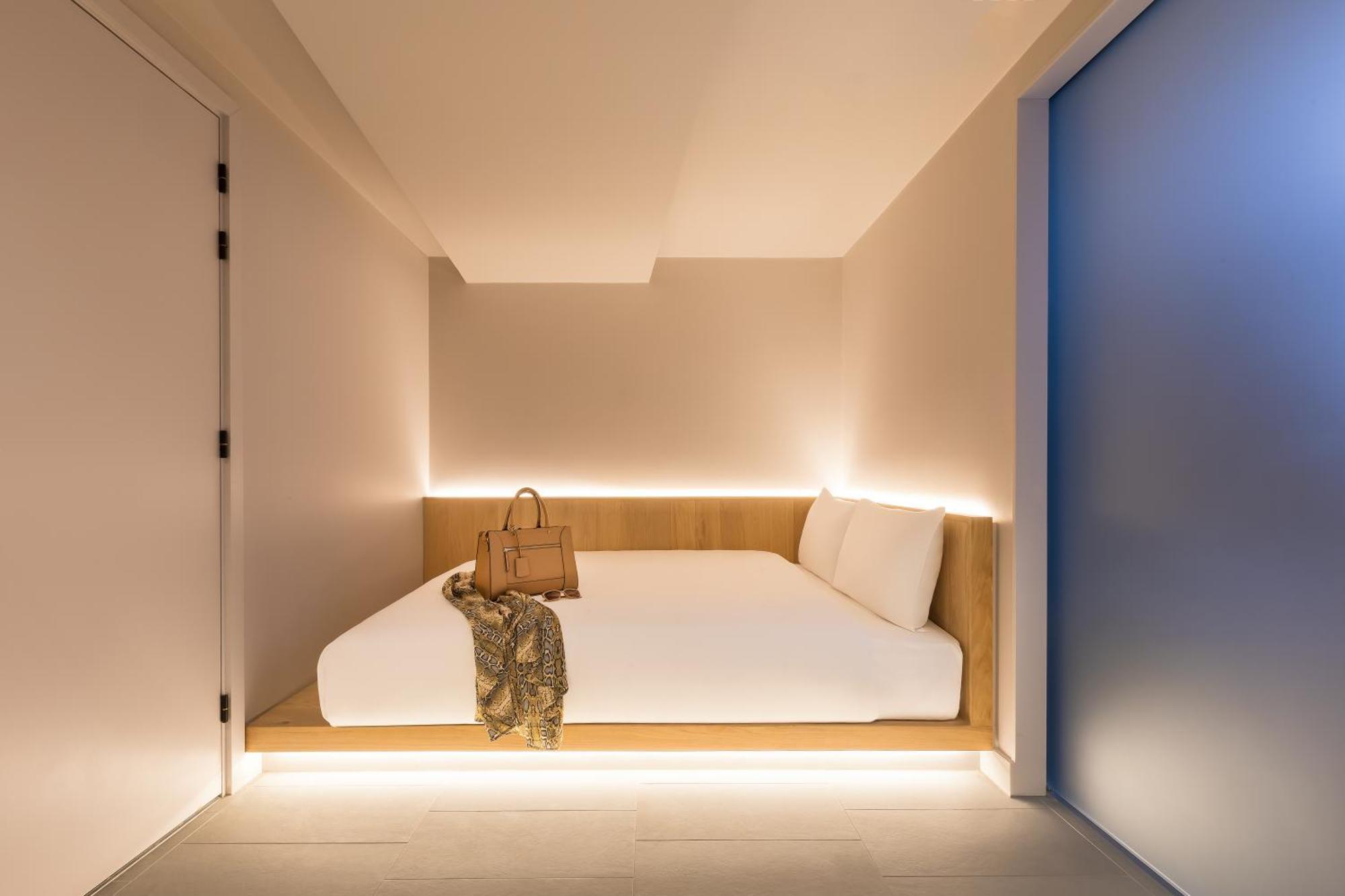 Zedwell Underground Hotel Tottenham Court Rd 런던 객실 사진