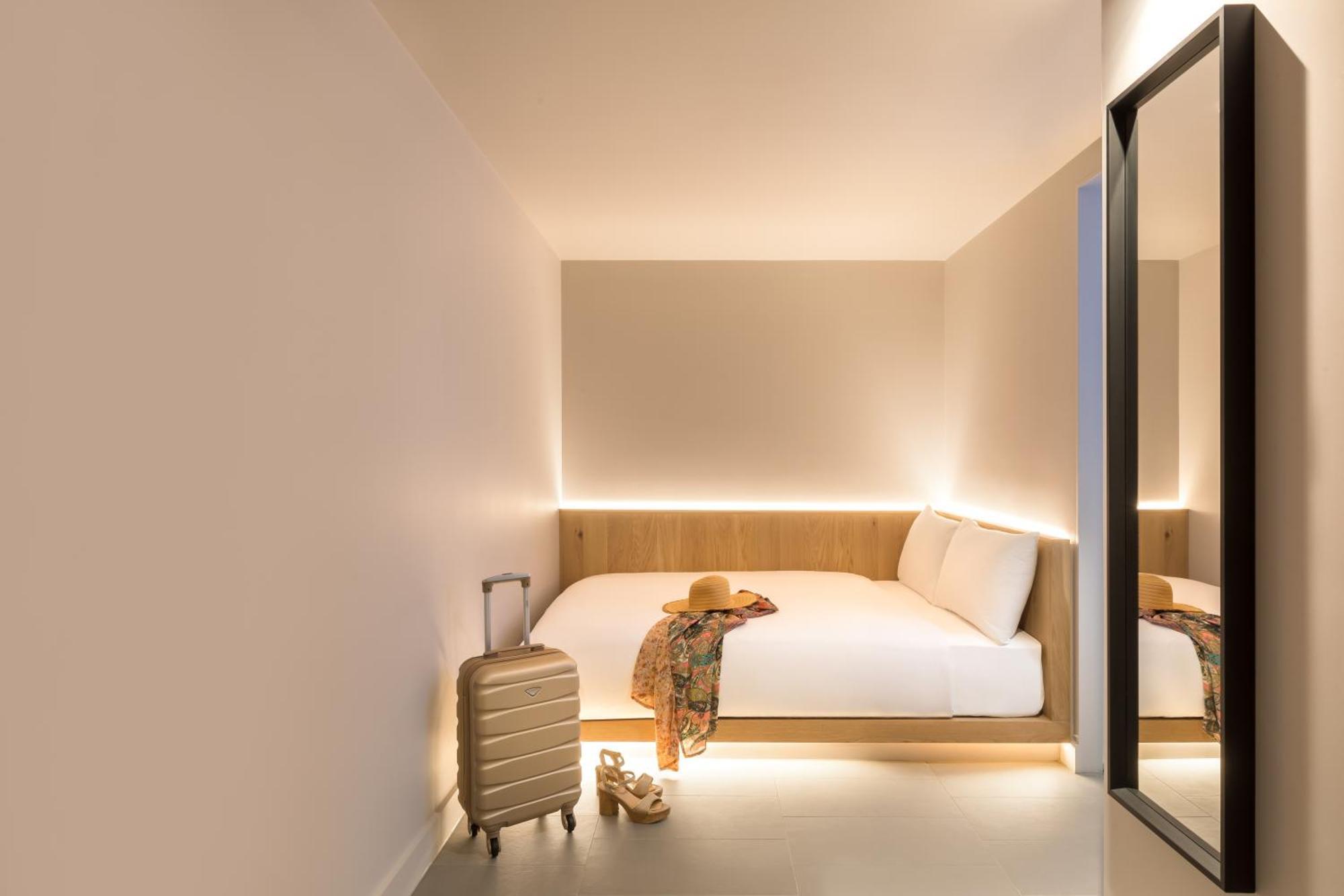 Zedwell Underground Hotel Tottenham Court Rd 런던 객실 사진